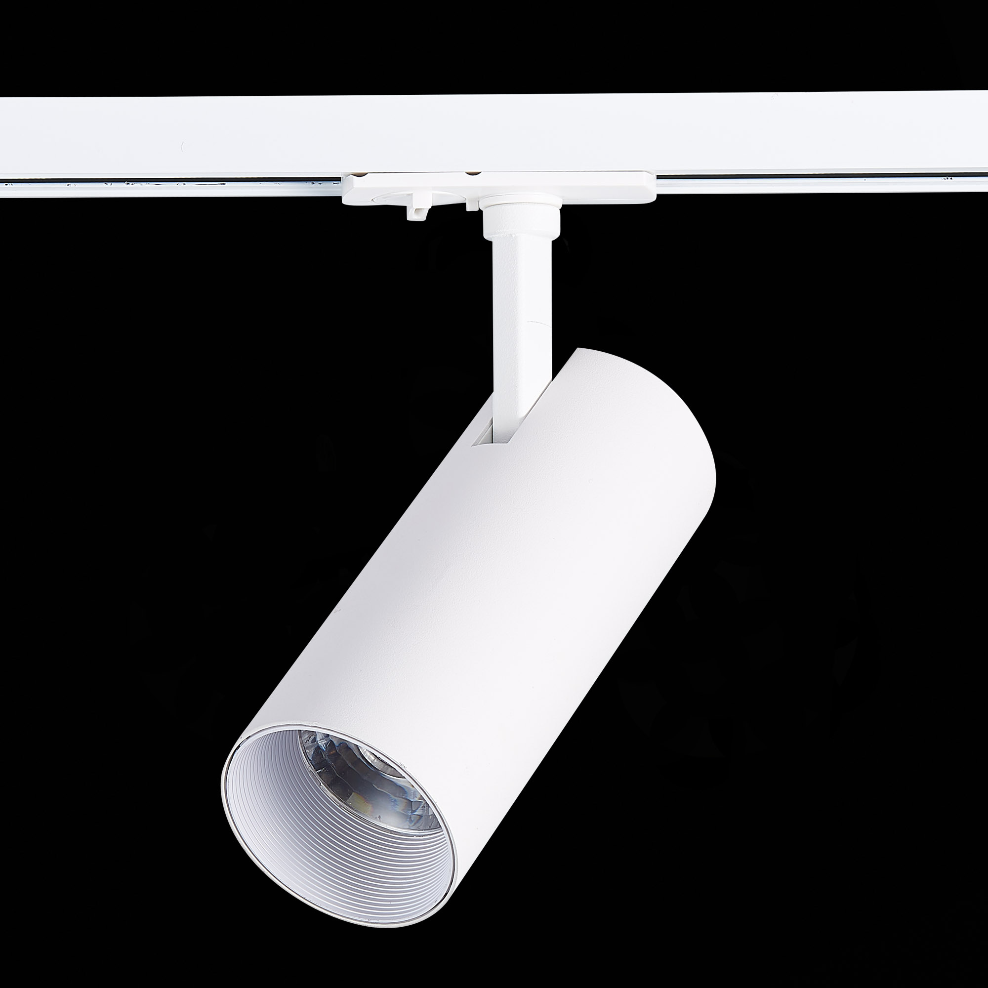 ST350.546.15.36 Св-к трек. Мат. белый LED 1*15W 4000K 1 350Lm Ra?90 36° IP20 L158xW65xH193 100-240V Однофазная трековая система