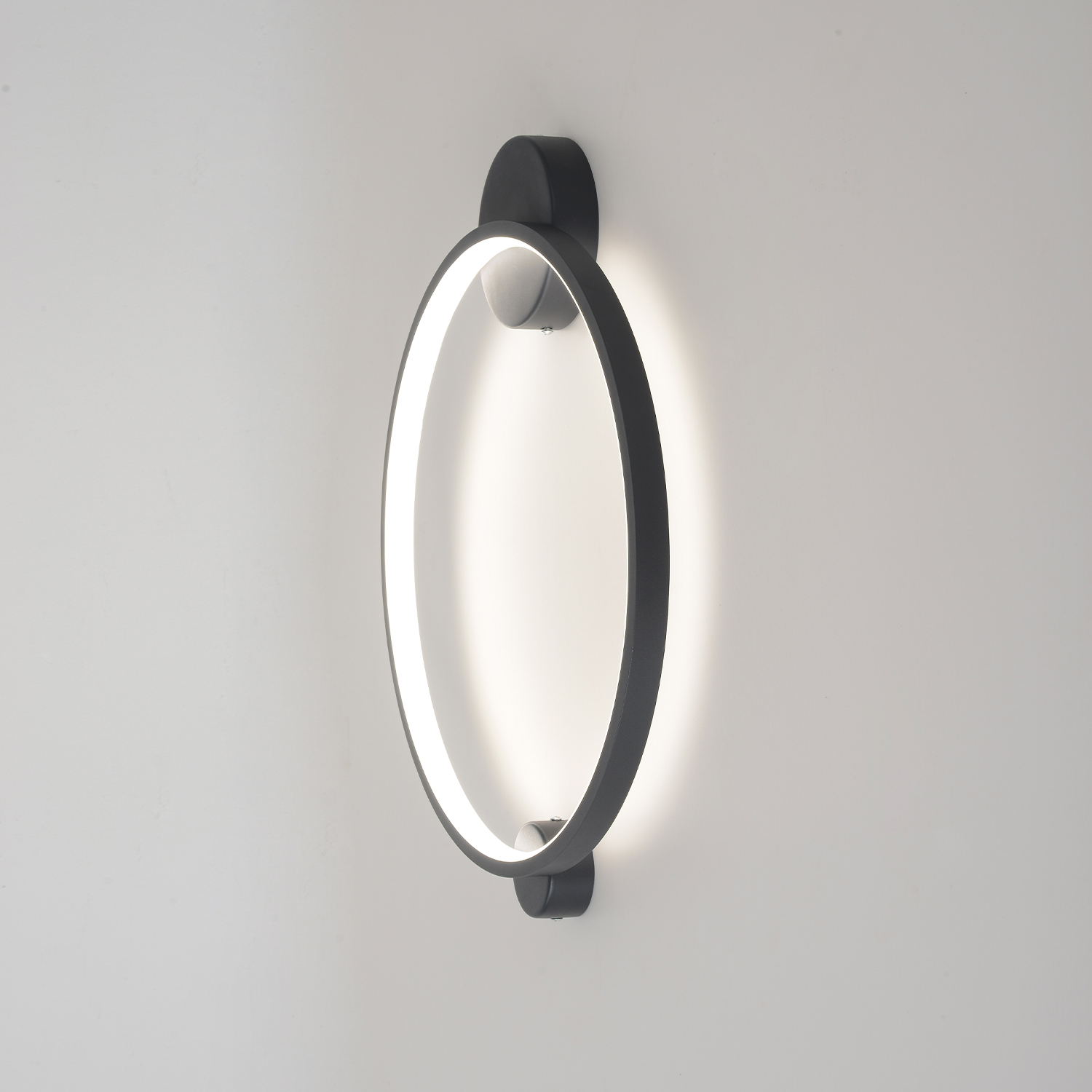 Crystal Lux Бра Crystal Lux REAL AP18W LED BLACK