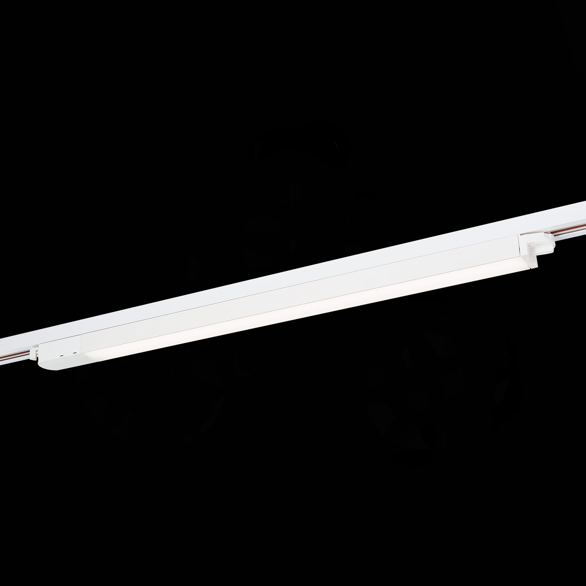 ST366.538.24 Св-к трек. Белый LED 1*24W 3000K 2 250Lm Ra>98 120 IP20 L600xW34xH33 180-240V Однофазная трековая система